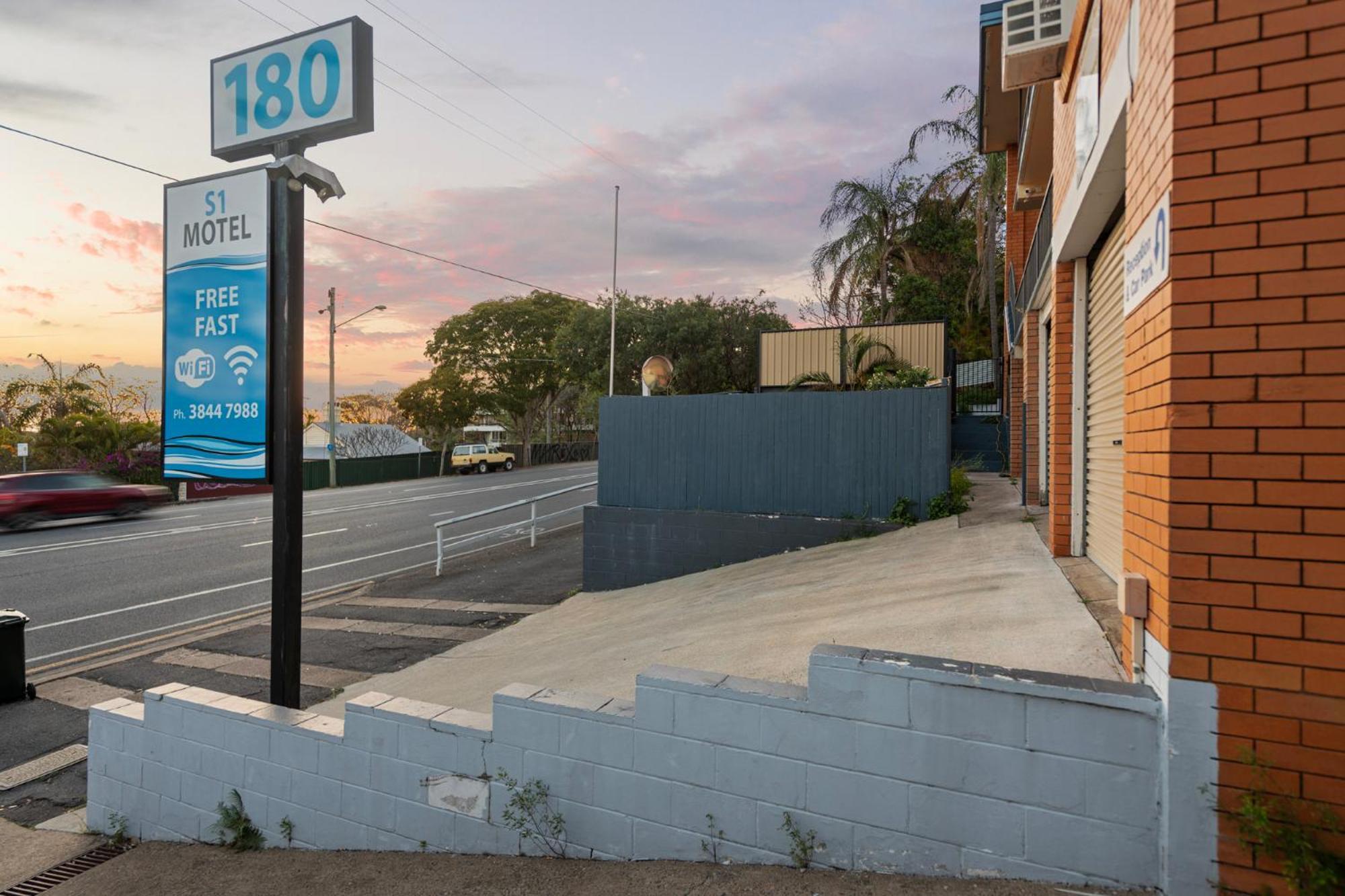 S1 Motel Brisbane Eksteriør bilde